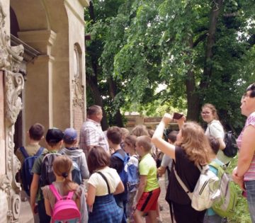 W poszukiwaniu teatralnych i muzealnych skarbów - Relacja z wycieczki do Muzeum Ziemi Wschowskiej